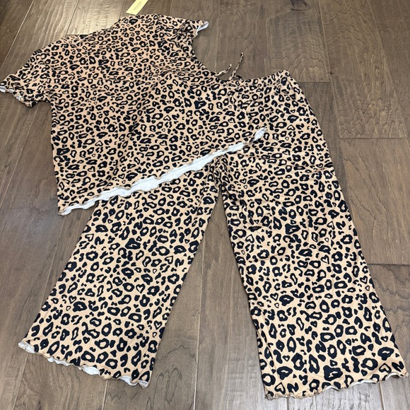 EKOUAE Leopard Print Pajama Set NWT Women Size M Top Wide Leg‎ Pants Loungewear - Picture 6 of 9
